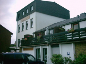 Гостиница Hotel Schwanenburg  Клеве